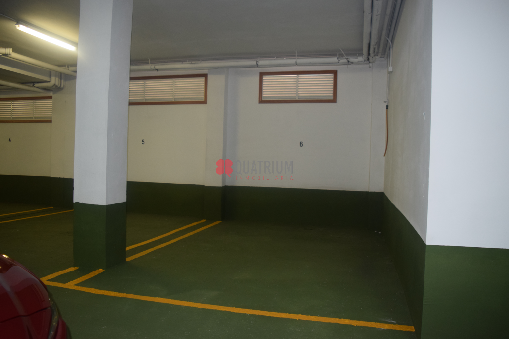 Parkplatz von Garage miete in Santiago de Compostela 