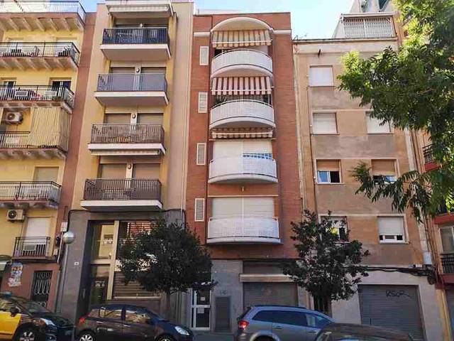 Local comercial en Venta en C/ Garrofers en Les Planes