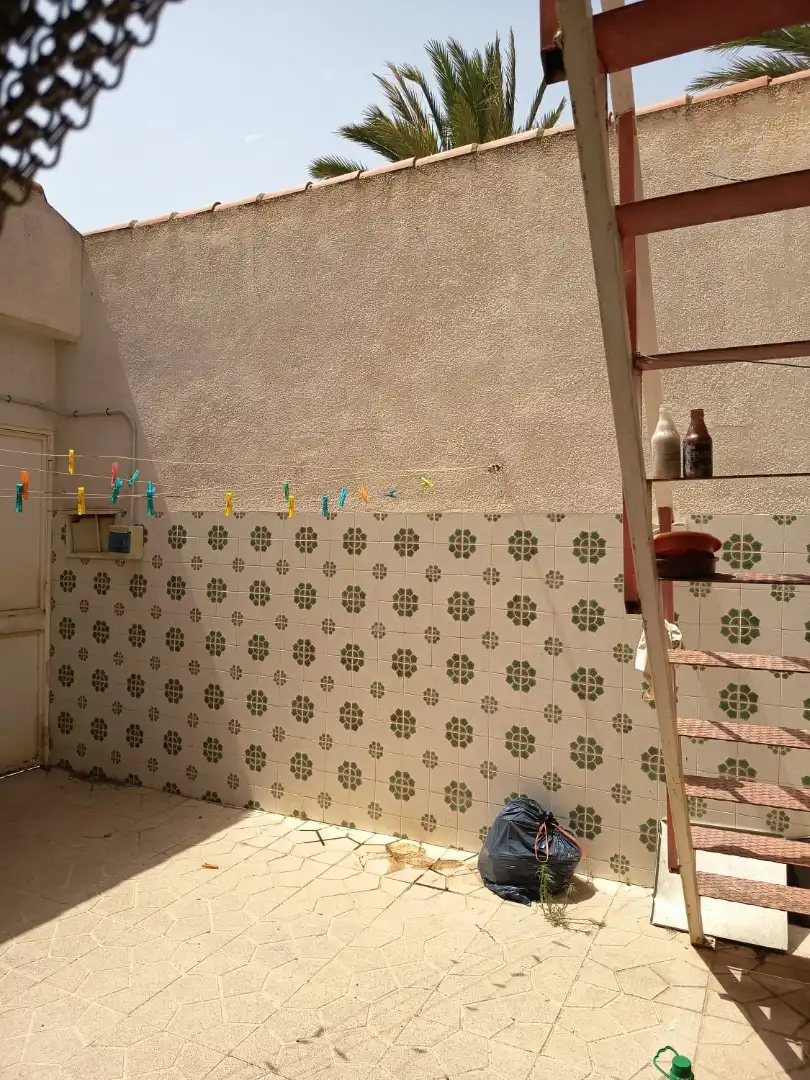 Bany de Casa o xalet en venda en Alicante / Alacant amb Jardí privat, Terrassa i Piscina
