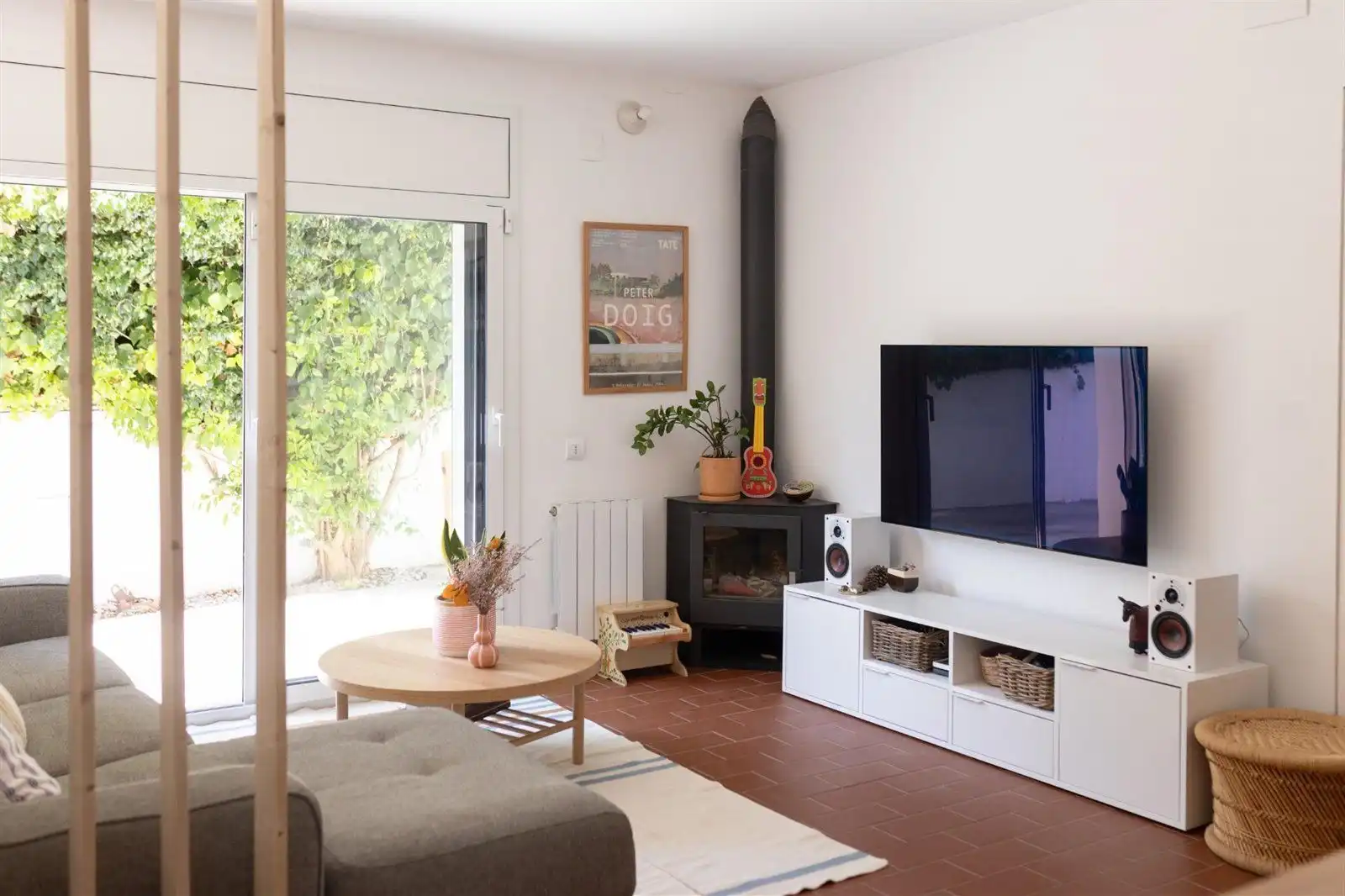 Sala de estar de Casa o chalet en venta en Vilanova i la Geltrú con Aire acondicionado, Calefacción y Terraza