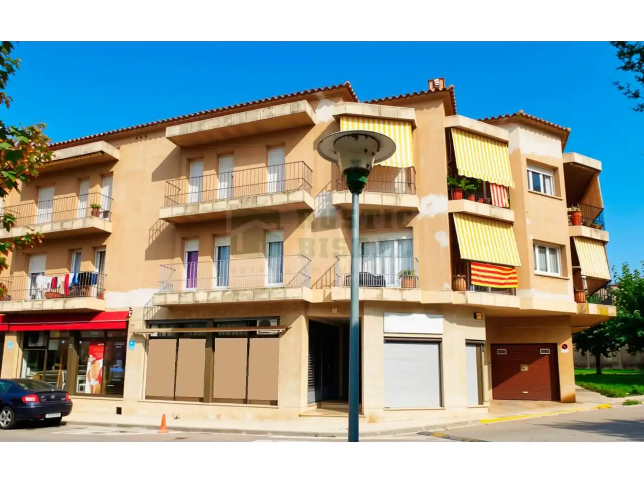 Parkplatz zur Miete in La Bisbal d'Empordà, imagen 2