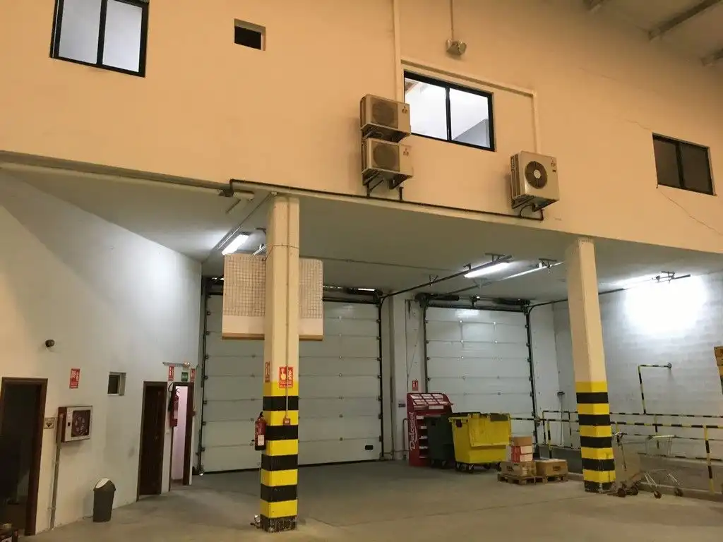 Nave industrial en venta en Culleredo