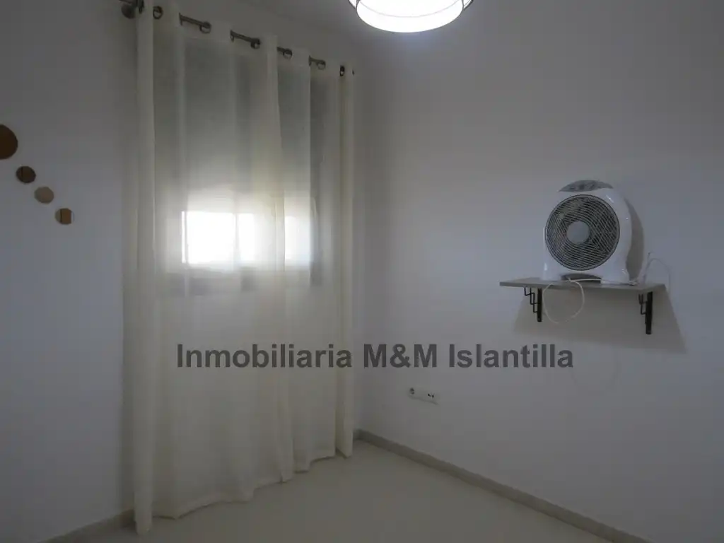 Habitación de Piso en venta en Isla Cristina con Terraza, Horno y Lavadora
