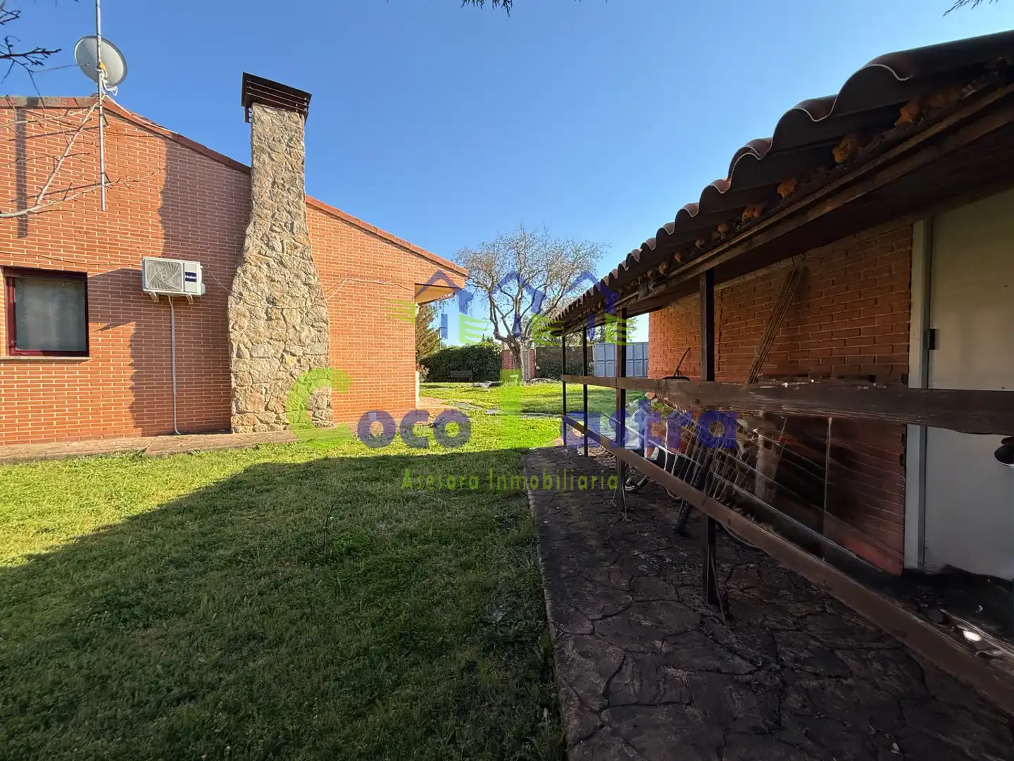 Terrassa de Casa o xalet en venda en Carrascal de Barregas amb Aire condicionat, Calefacció i Jardí privat