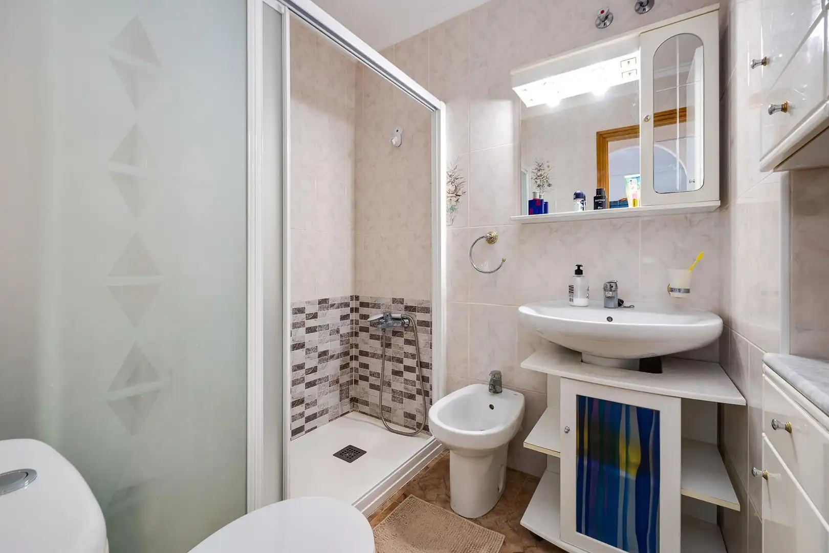 Bany de Apartament en venda en Torrevieja amb Aire condicionat i Terrassa