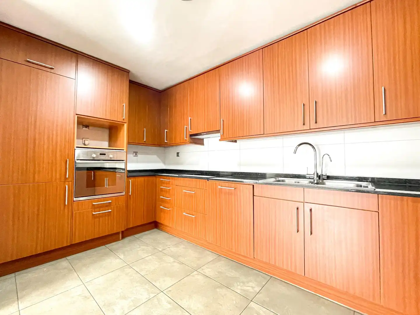 Kitchen of Flat for rent in Santa Perpètua de Mogoda  with Air Conditioner, Heating and Balcony