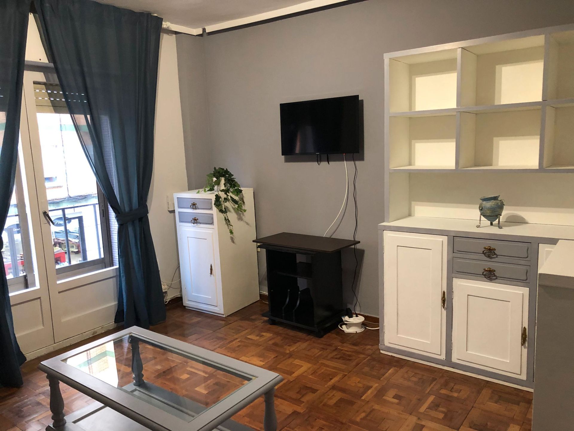 Living room of Flat to rent in Gijón   with Heating and Furnished