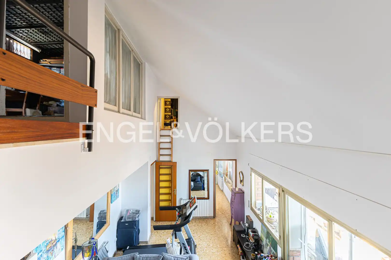 Sala d'estar de Dúplex en venda en Barcelona amb Calefacció i Terrassa