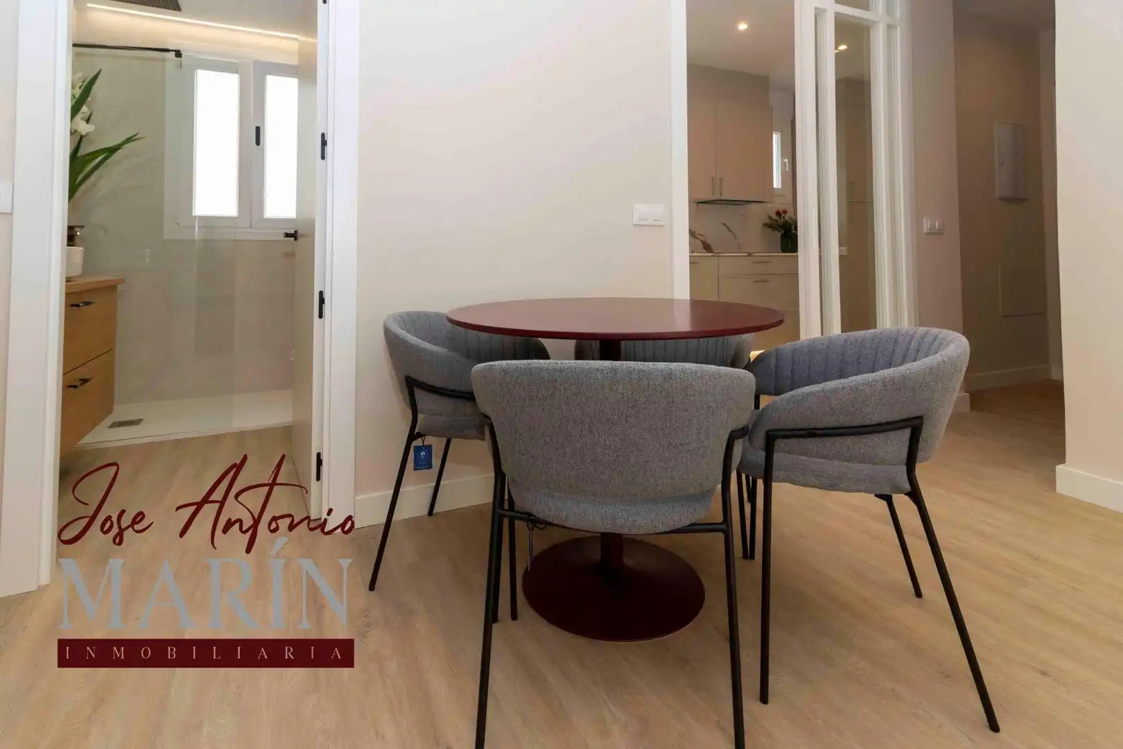 Menjador de Apartament en venda en Badajoz amb Aire condicionat