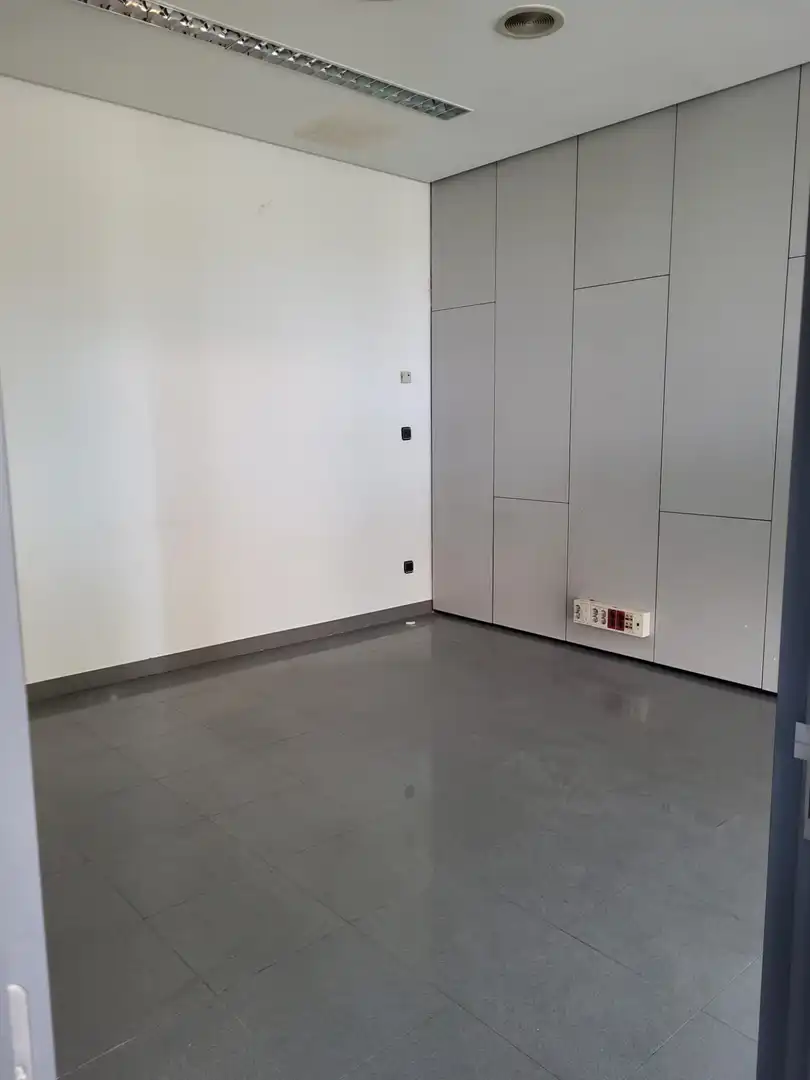 Business premises to rent in Villalegre - La Luz, imagen 7