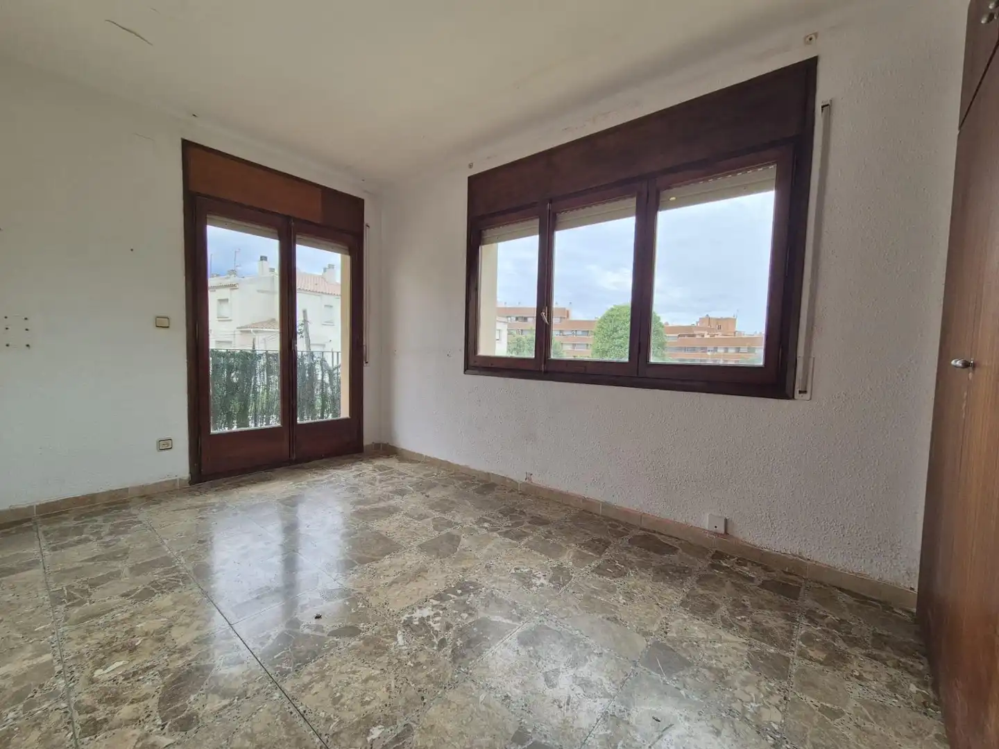 Sala de estar de Piso en venta en Torredembarra con Calefacción y Balcón