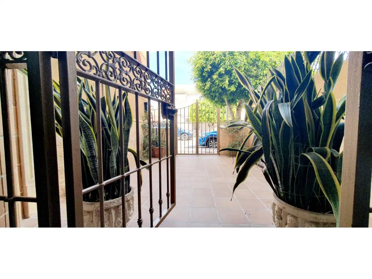 Casa adosada en venta en Roquetas de Mar con Aire acondicionado, Calefacción y Jardín privado