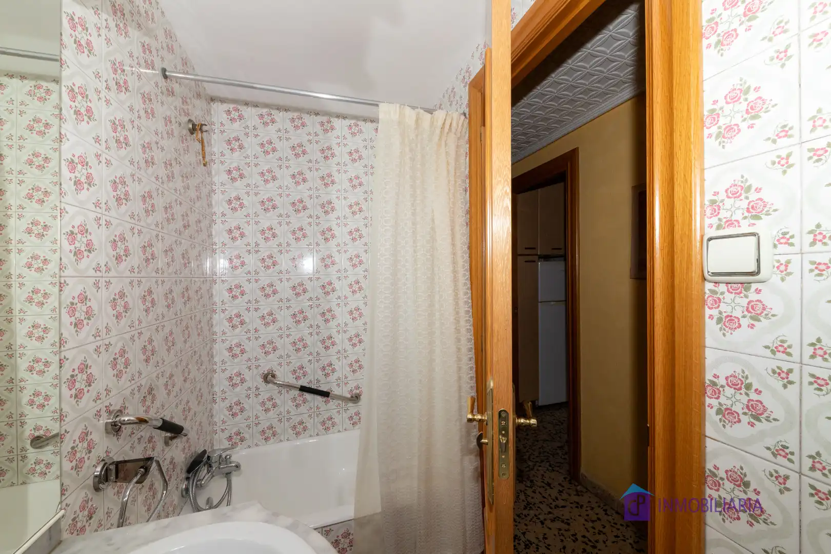 Baño de Piso en venta en Zaragoza con Calefacción y Terraza