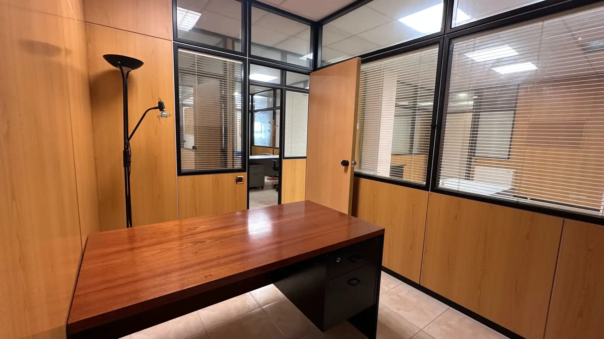 Business premises for sale in Carrer Mossèn Gelabert 9, imagen 13