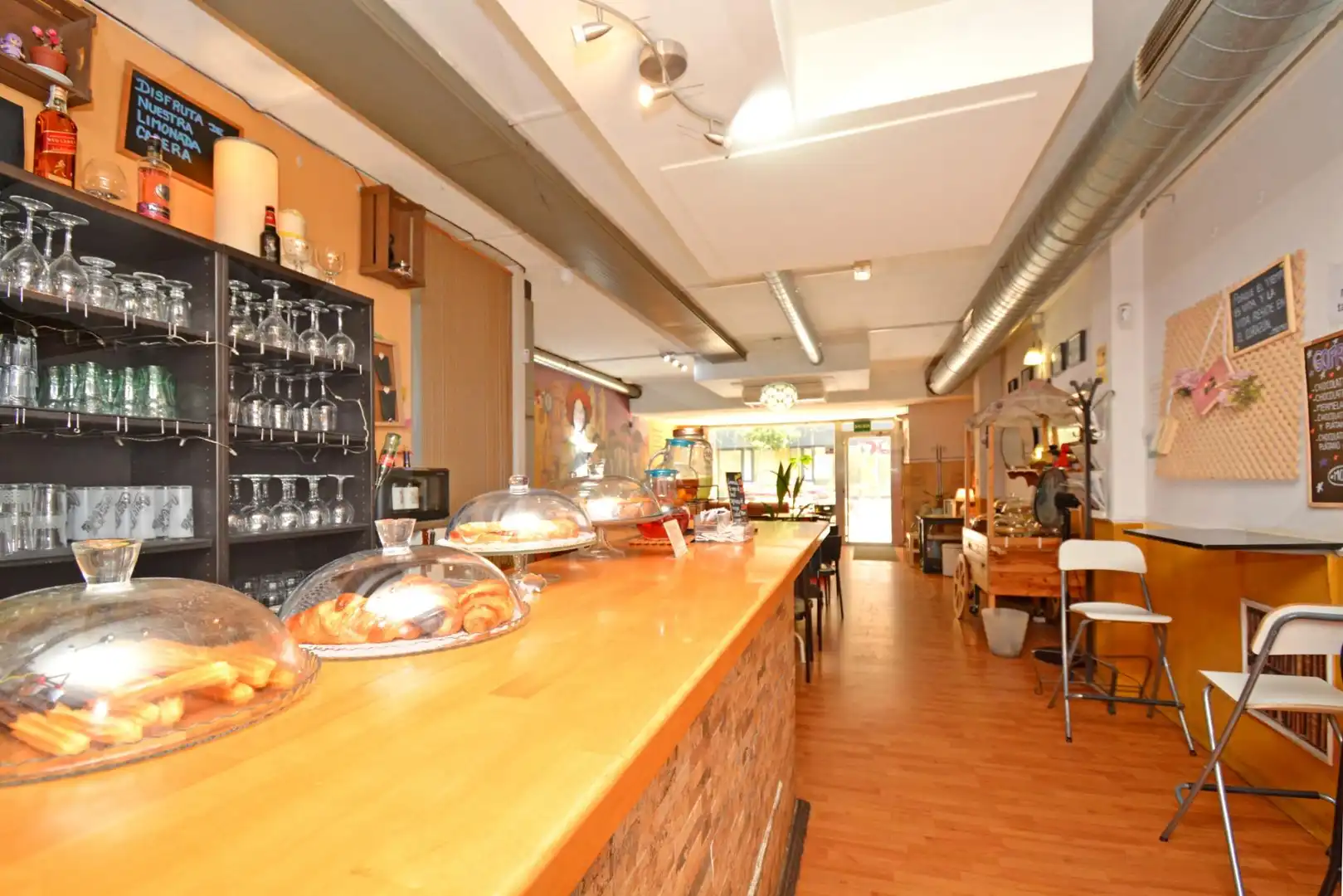 Local de lloguer en Zaragoza amb Aire condicionat i Moblat