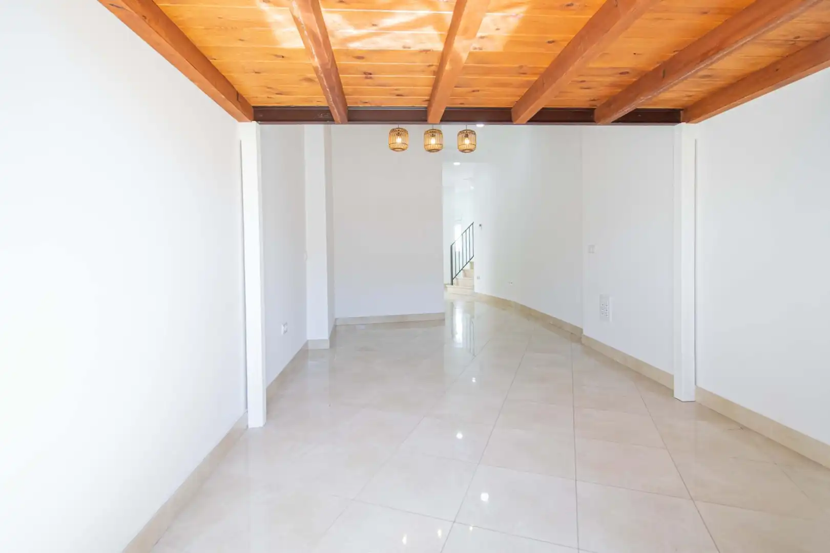 Dachboden zum Verkauf in Sevilla mit Klimaanlage, Terrasse und Balkon