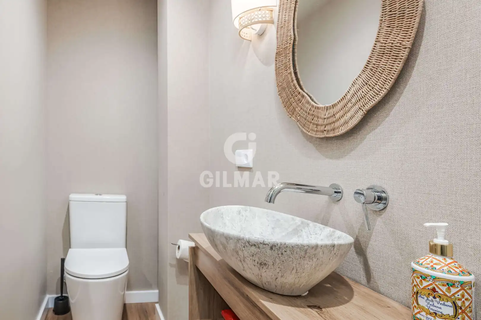 Baño de Edificio en venta en Sevilla