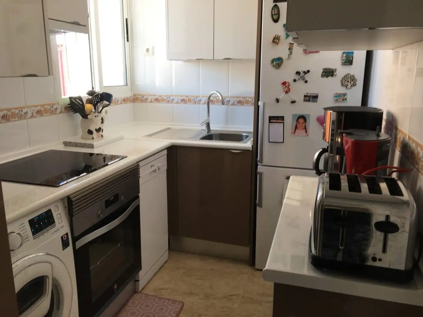 Küche von Wohnungen zum Verkauf in Benidorm mit Privatgarten, Terrasse und Möbliert