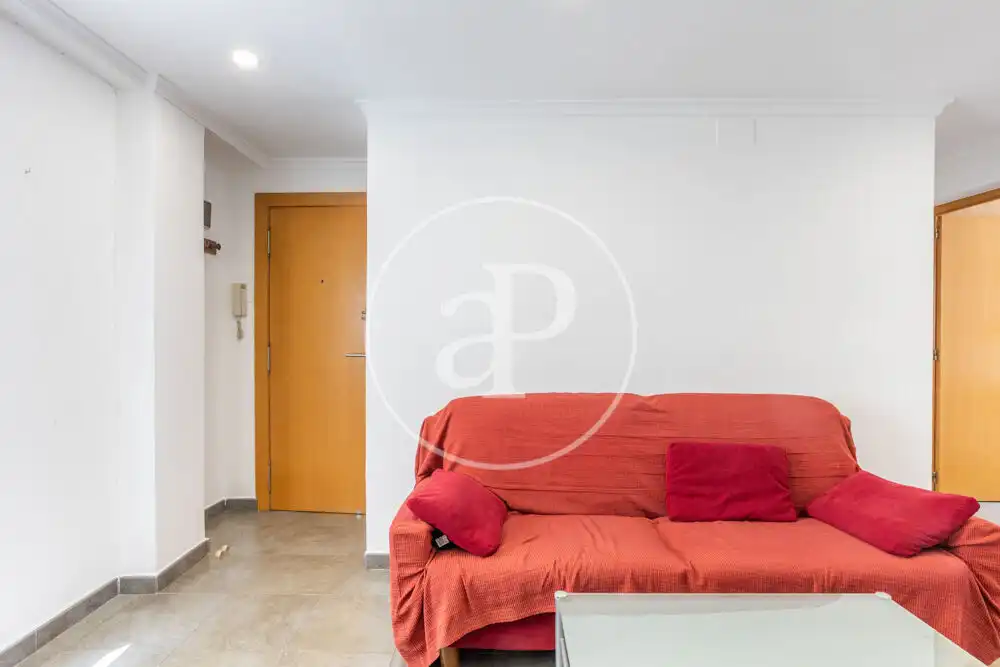 Living room of Flat for rent in Valencia  with Heating, Furnished and Balcony
