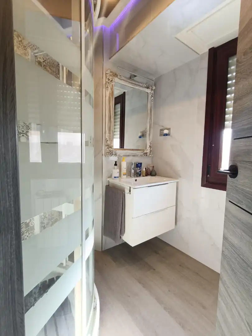 Piso con terraza en venta en Txabarri - La Unión - Vista Alegre, imagen 19