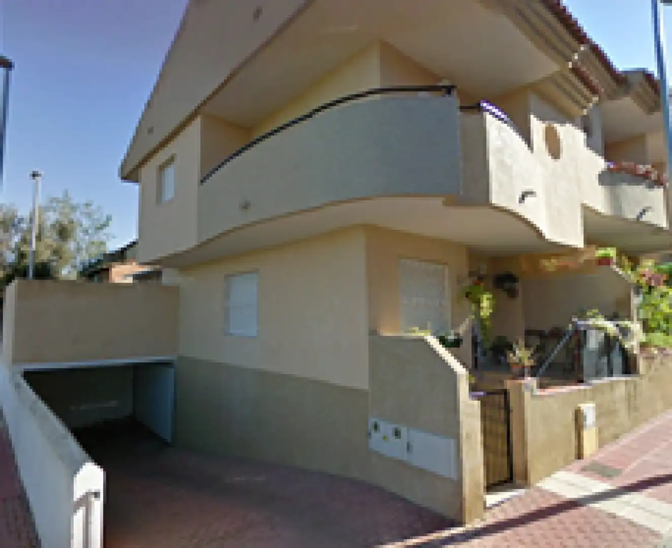 Vista exterior de Casa adosada en venda en Murcia amb Jardí privat