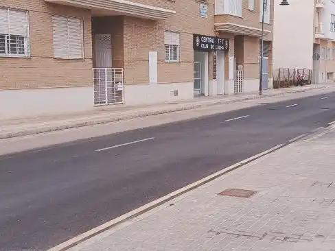 Vista exterior de Garaje de alquiler en Meliana, Valencia