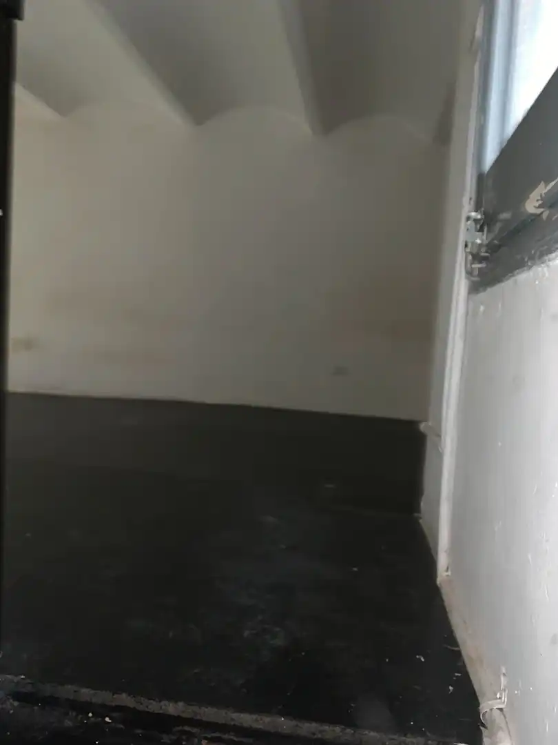Local de alquiler en Carrer de las Navas de Tolosa, 351, El Camp de l'Arpa del Clot