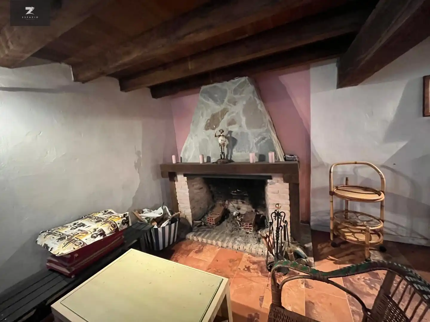 Sala de estar de Finca rústica en venta en Vega de Pas con Jardín privado y Terraza