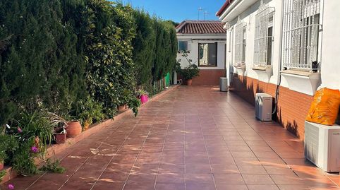Foto 3 de Casa adosada en venta en Centro - Torre de la Higuera, Almonte