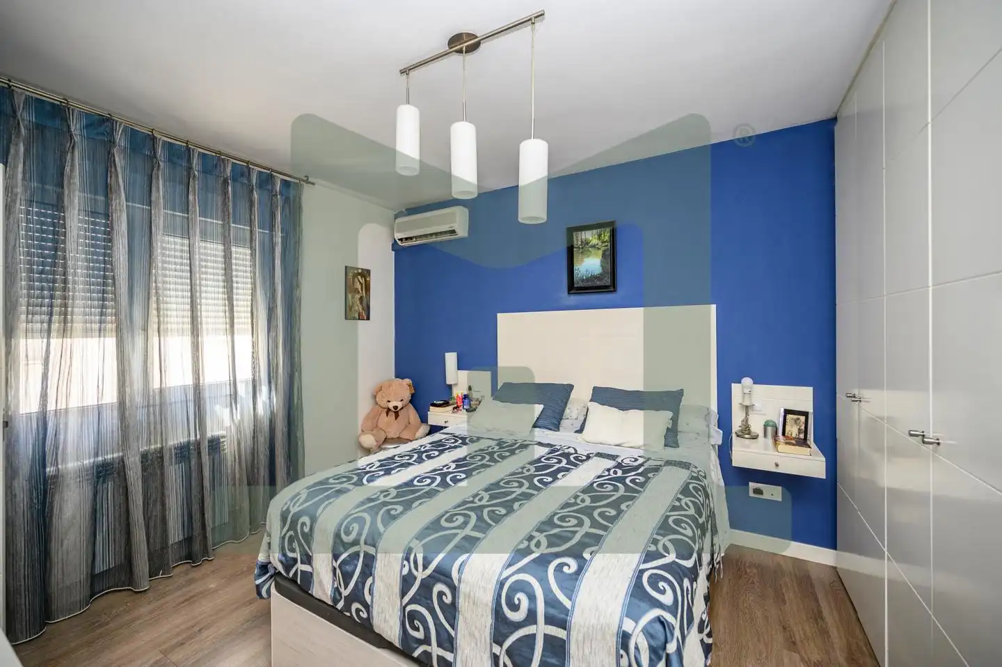 Schlafzimmer von Einfamilien-Reihenhaus zum Verkauf in Griñón mit Klimaanlage, Heizung und Privatgarten