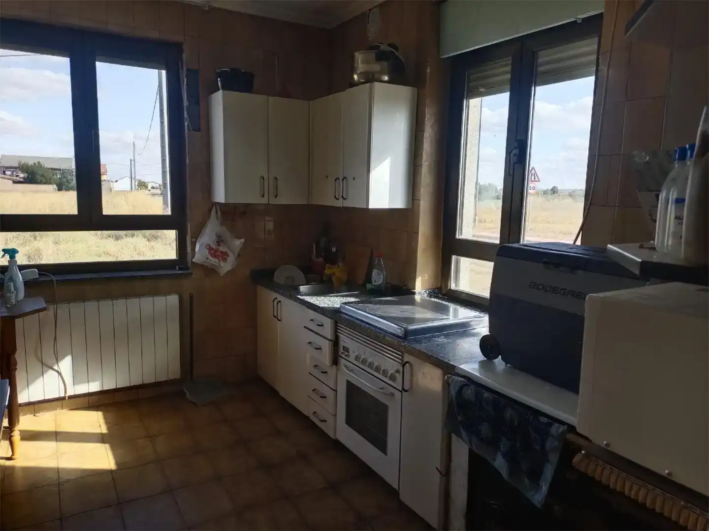 Cocina de Casa o chalet en venta en Villamontán de la Valduerna con Jardín privado, Trastero y Amueblado