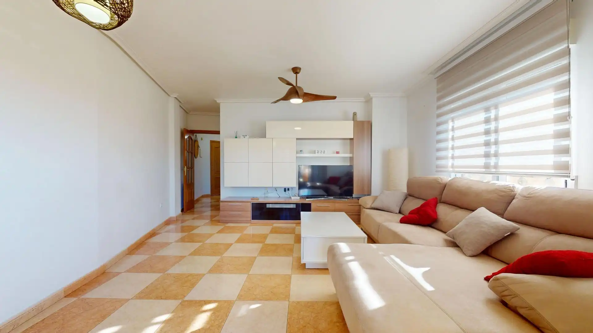 Sala d'estar de Pis en venda en Pilar de la Horadada amb Aire condicionat i Terrassa