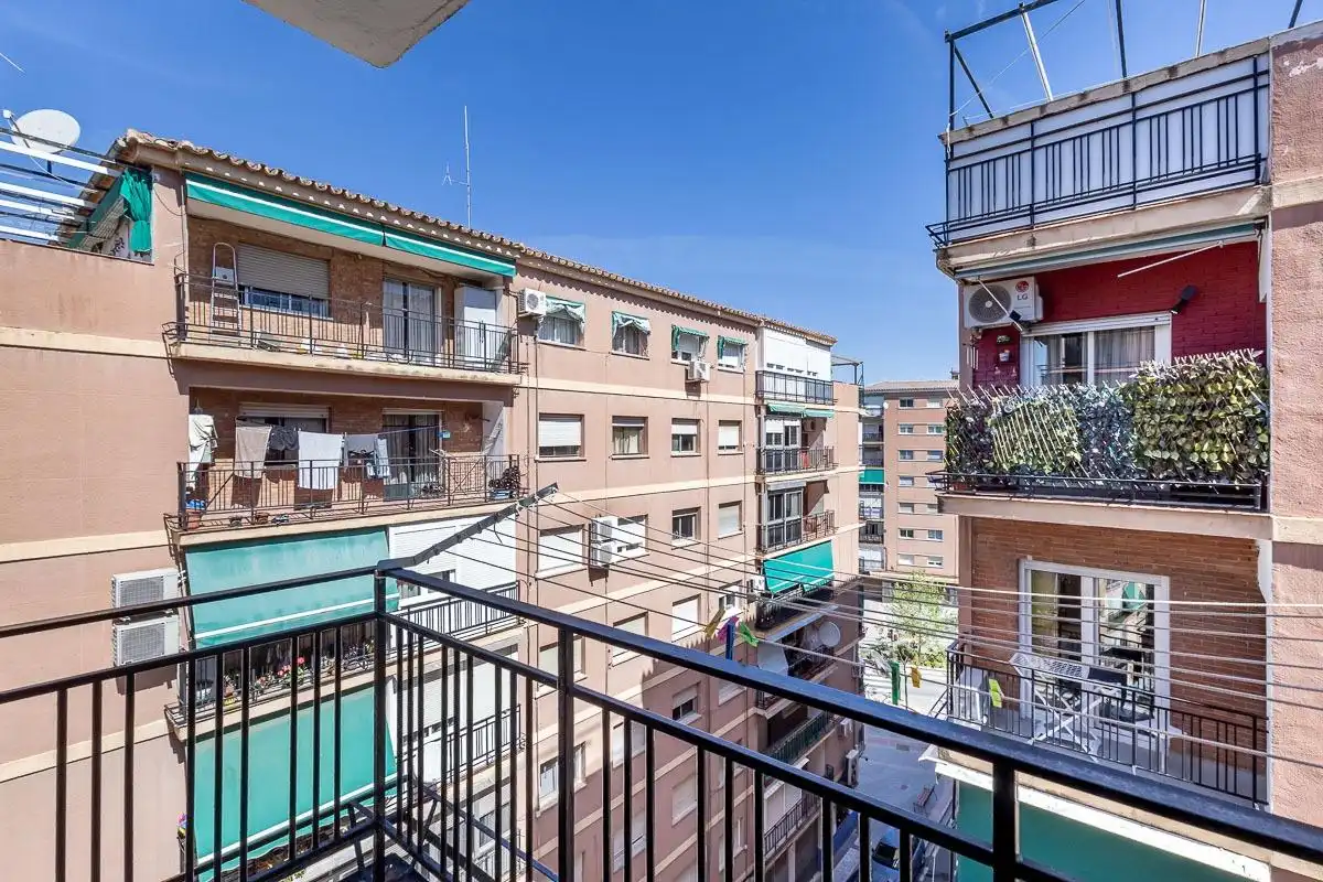 Piso con ascensor en venta en Chana, imagen 5