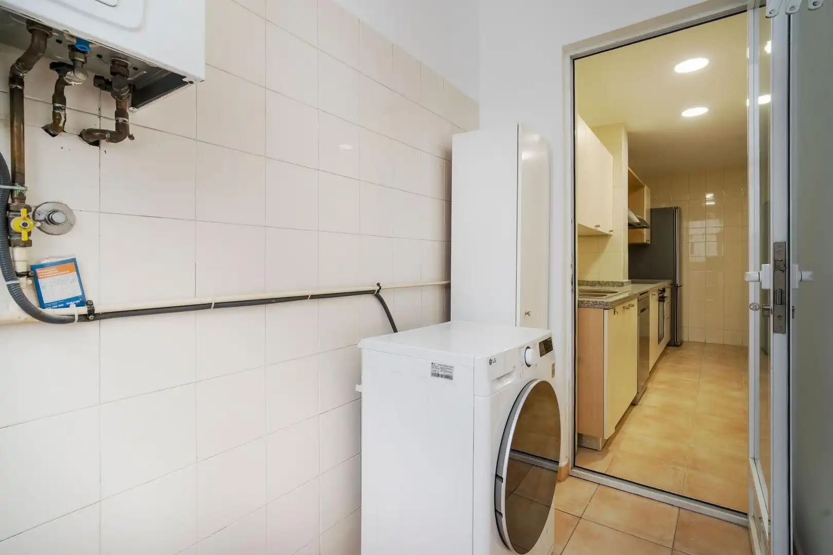 Cocina de Piso de alquiler en Valencia con Aire acondicionado, Calefacción y Amueblado