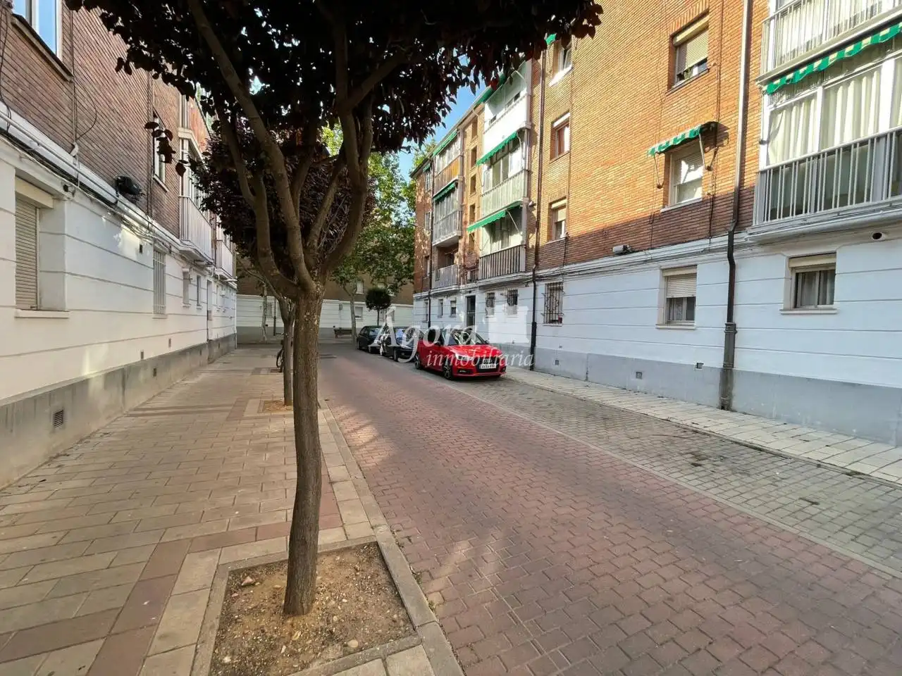 Vista exterior de Piso en venta en Valladolid con Calefacción y Amueblado
