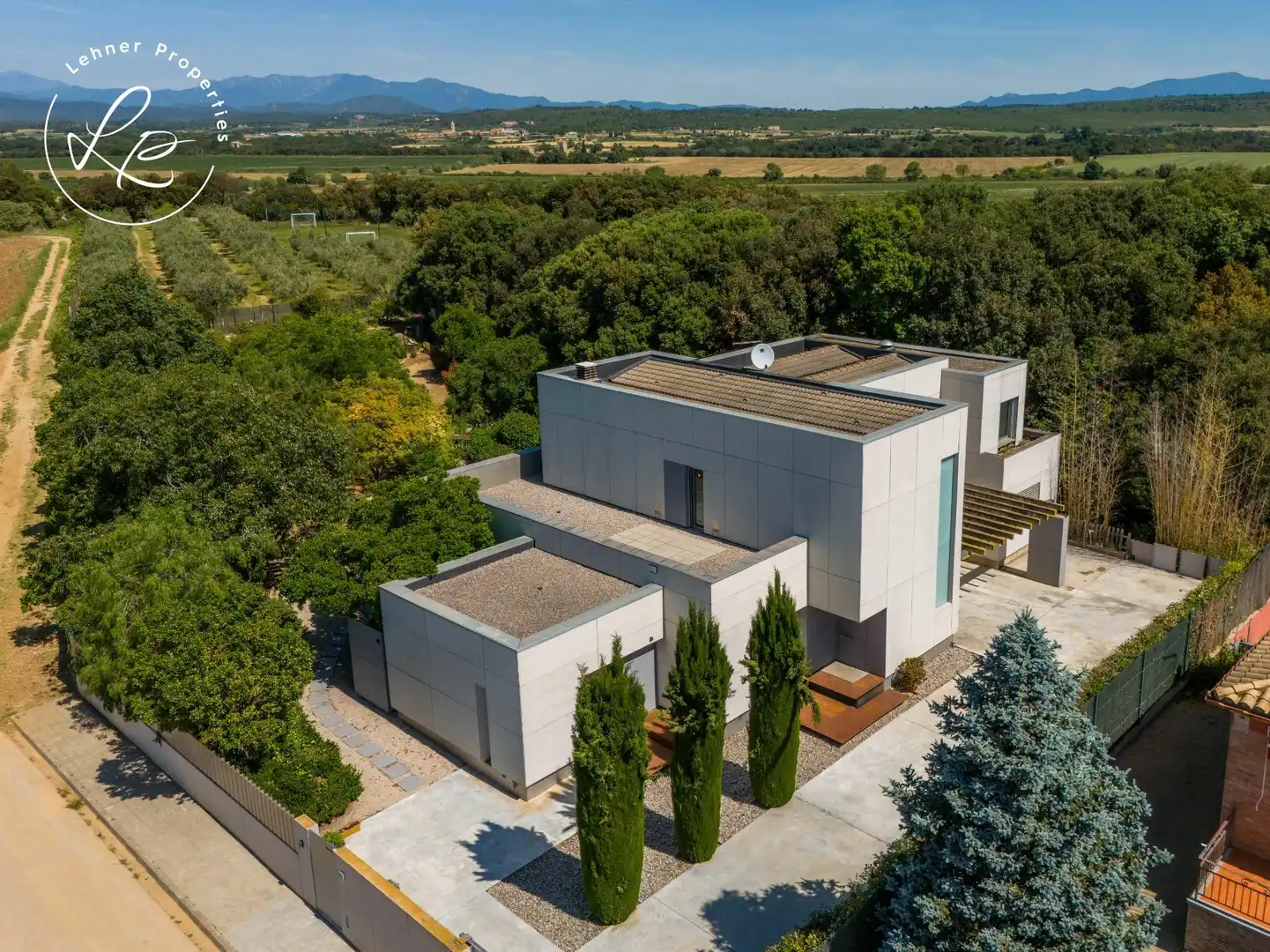 Vista exterior de Casa o chalet en venta en Avinyonet de Puigventós con Aire acondicionado, Calefacción y Jardín privado