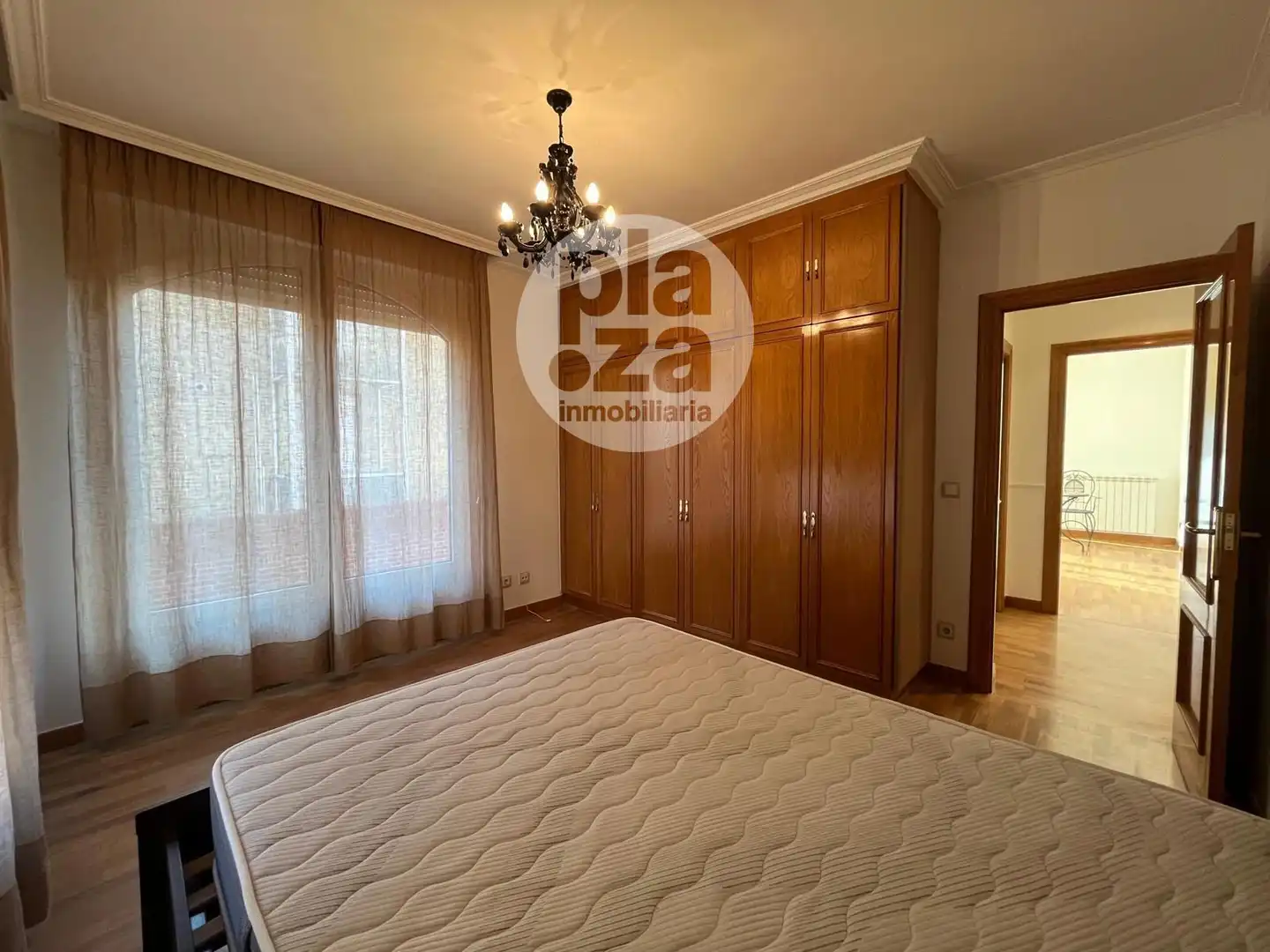 Bedroom of Flat for rent in Burgos  with Heating, Private garden and Terrace