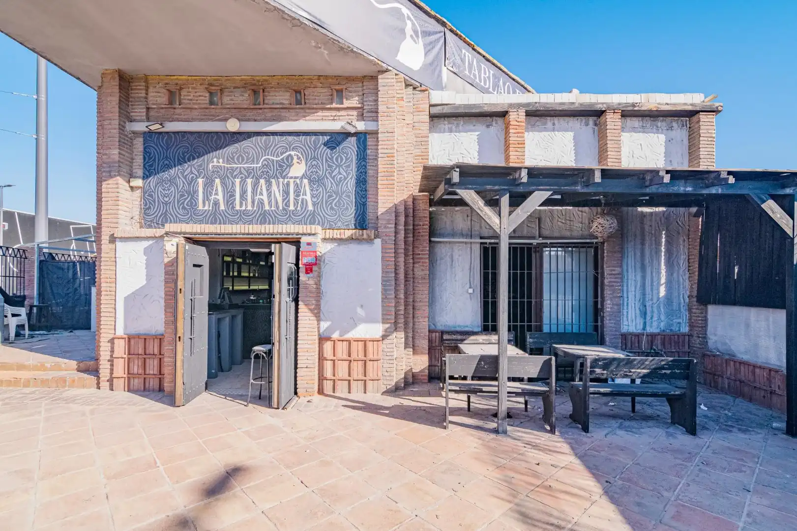 Local de lloguer en Churriana de la Vega