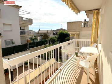 Pis amb balcó en venda a Segur de Calafell