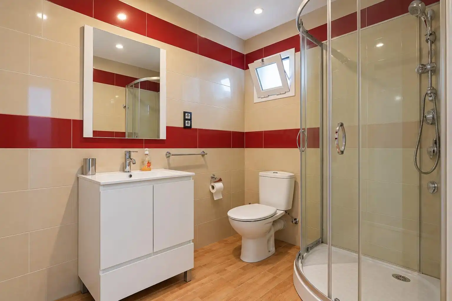 Baño de Casa adosada en venta en Centre