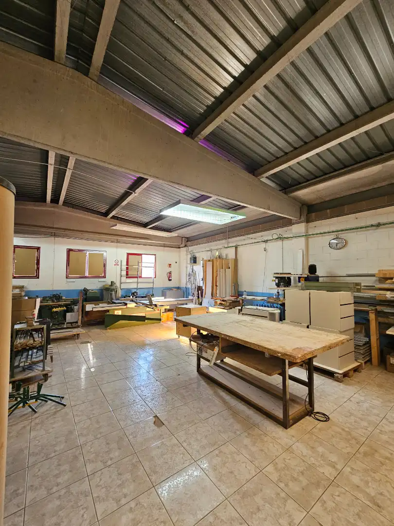 Nau industrial en venda a Carrer Carles Buigas, Santa Eulàlia de Ronçana