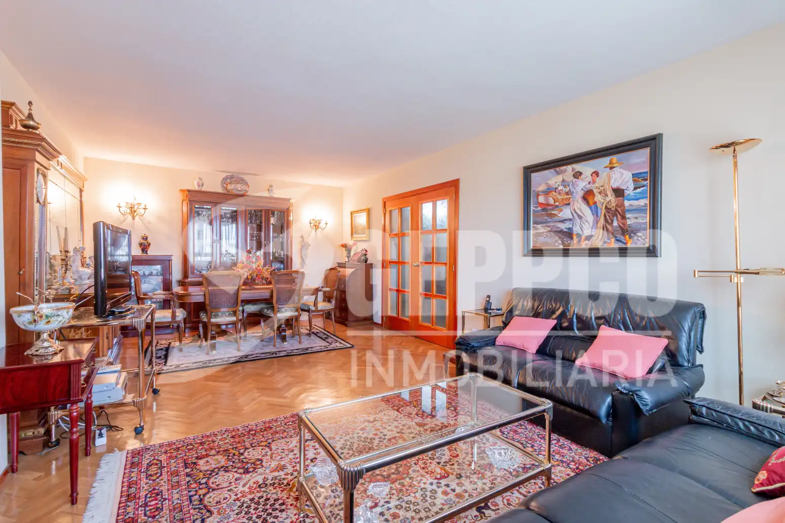 Living room of Flat for sale in Madrid  with Heating