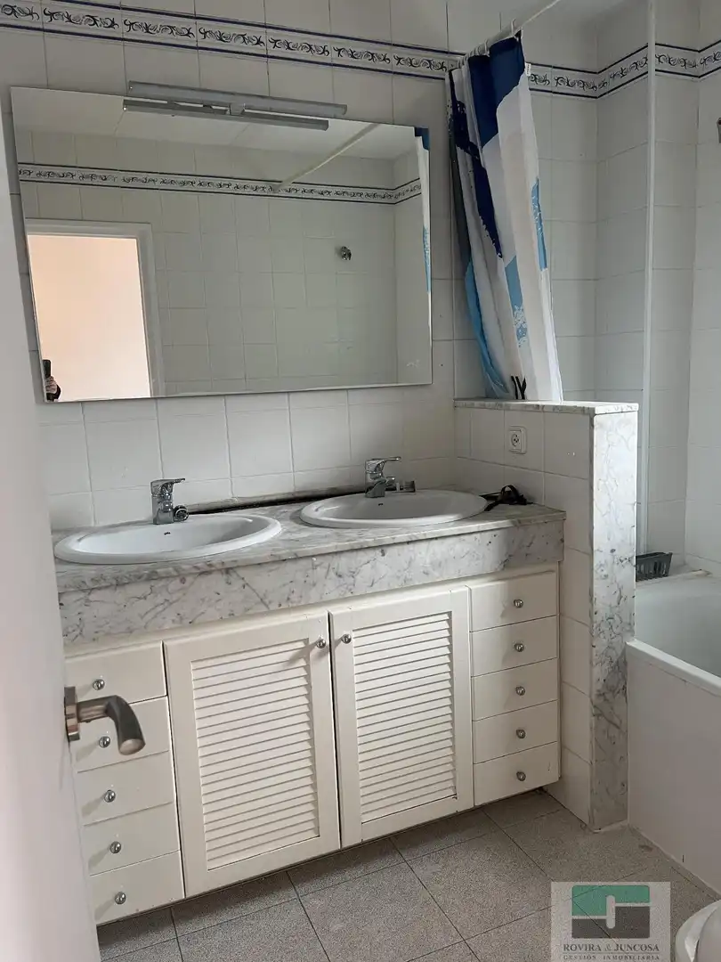Wohnung zur Miete in La Pineda