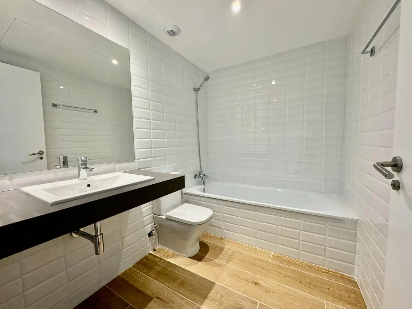 Flat with pool to rent in Calle JOAN MIRO, imagen 18
