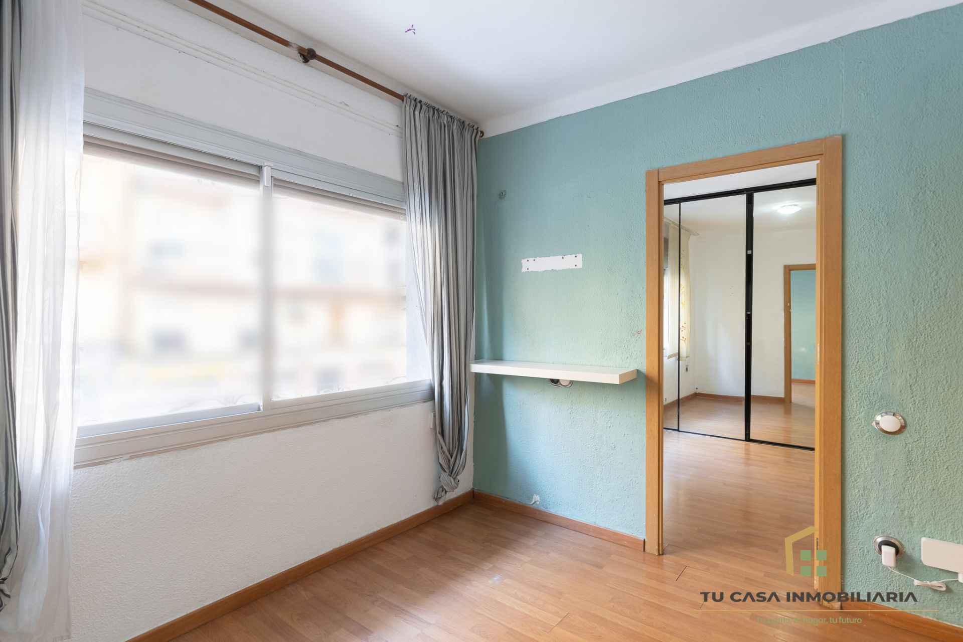 Bedroom of Flat for sale in Badalona