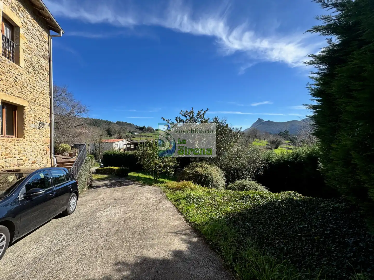 Vista exterior de Casa o chalet en venta en Castro-Urdiales con Calefacción, Jardín privado y Terraza