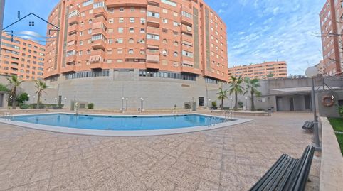 Photo 3 of Flat for rent in Carrer Doctor José Luis de la Vega, 12, Garbinet - Parque de las Avenidas, Alicante / Alacant