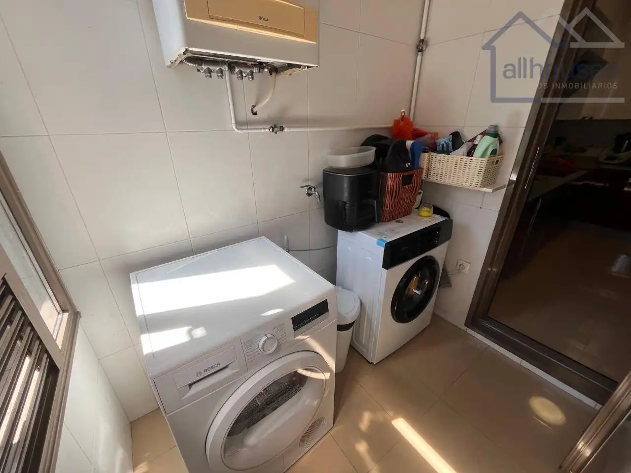 Cocina de Apartamento en venta en Vigo  con Calefacción, Piscina y Amueblado