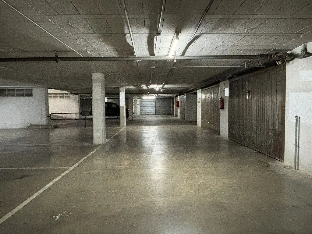 Parking for sale in Olot, imagen 5