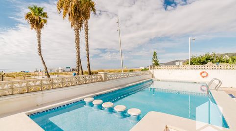 Foto 2 de Piso en venta en Baixador, Castelldefels